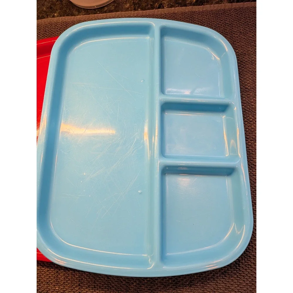 4 Set Colorful Cafeteria Trays Retro Plastic Divided Kids Picnic Cottagecore